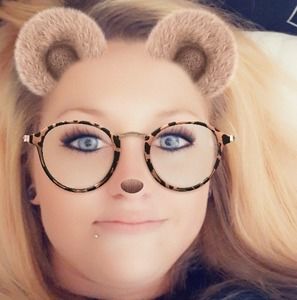 Meet your Posher, Ashlee